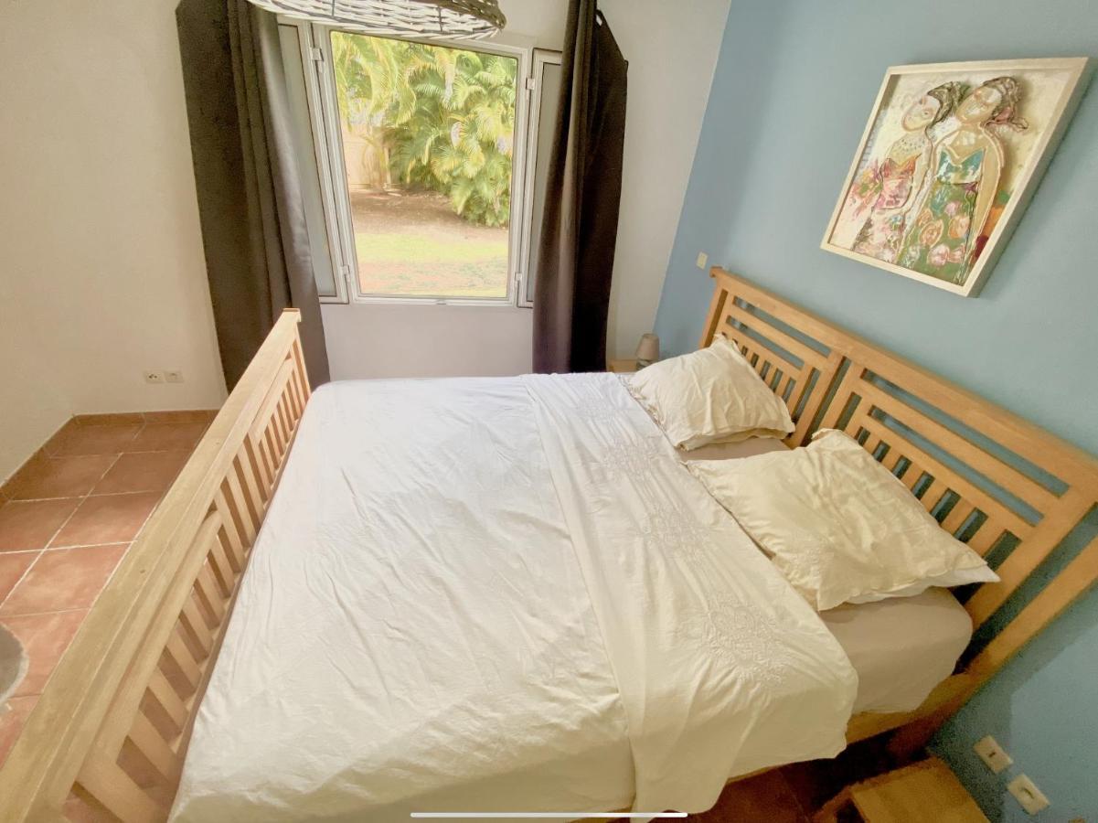 Marisol Les Pieds Dans L Eau Apartment Le Gosier  Ngoại thất bức ảnh