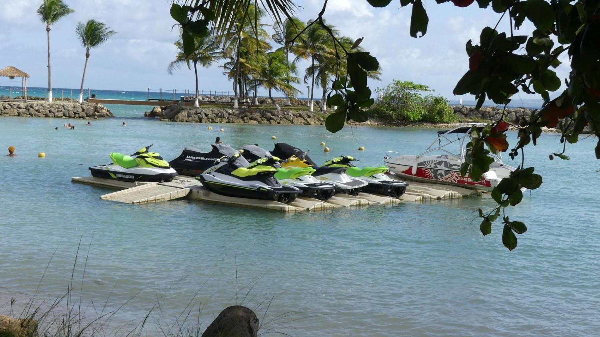 Marisol Les Pieds Dans L Eau Apartment Le Gosier  Ngoại thất bức ảnh
